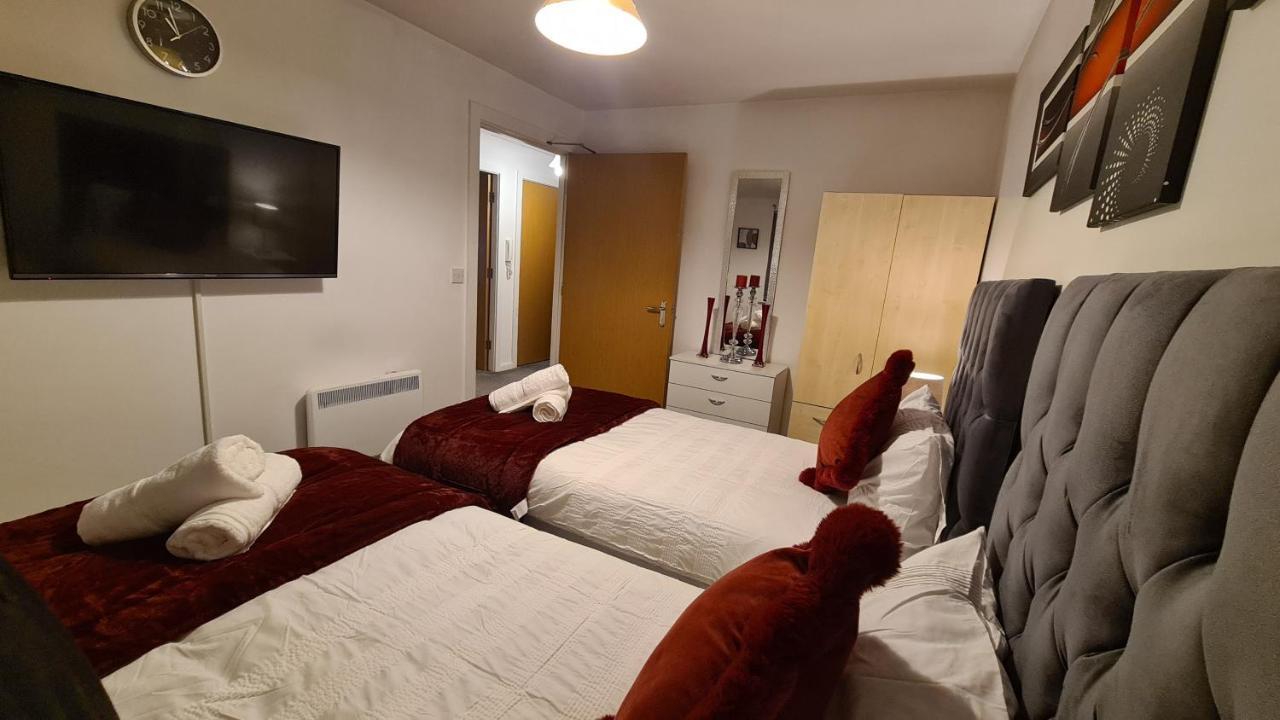 Luxury 2 Bed Apt With Free Wi-Fi & Parking Manchester Exterior photo