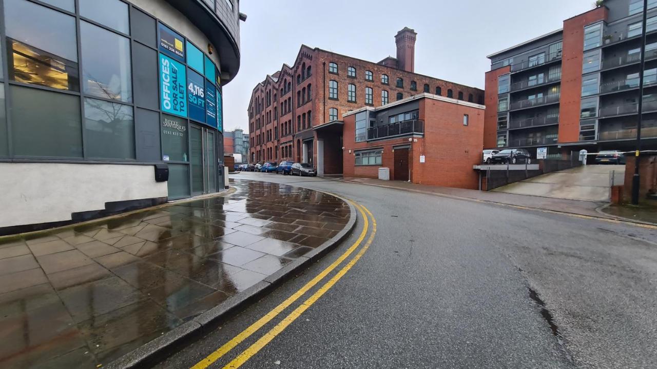 Luxury 2 Bed Apt With Free Wi-Fi & Parking Manchester Exterior photo
